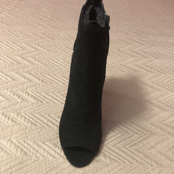 Rebecca Minkoff black ankle boots - Picture 2 of 7